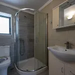 Torri Di Pietra Stoúpa