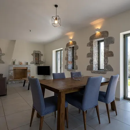 Torri Di Pietra Villa Sztúpa