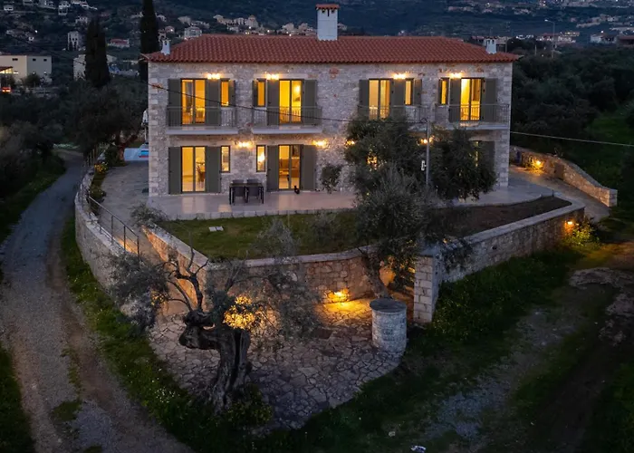 Torri Di Pietra * Stoúpa