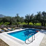 Torri Di Pietra Vila