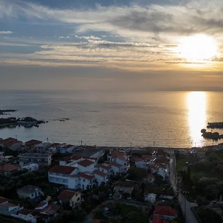 Torri Di Pietra Stoúpa