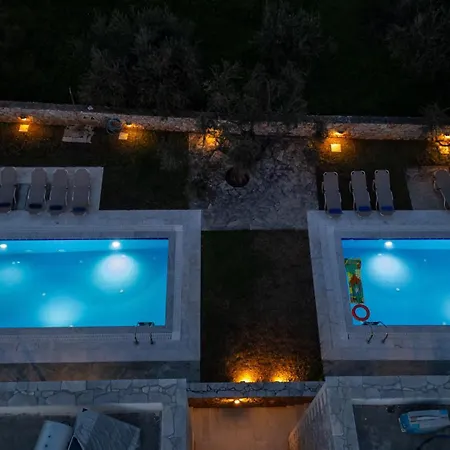 Torri Di Pietra Vila *