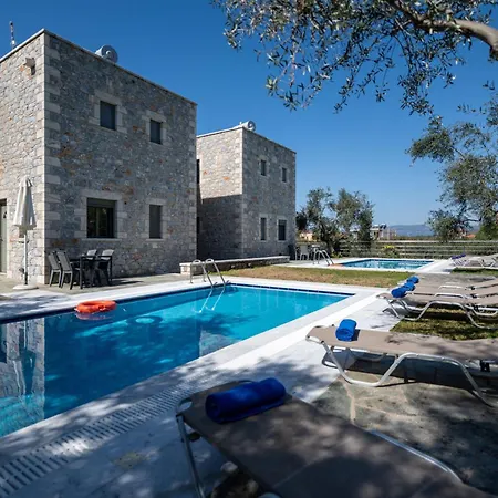 Villa Torri Di Pietra