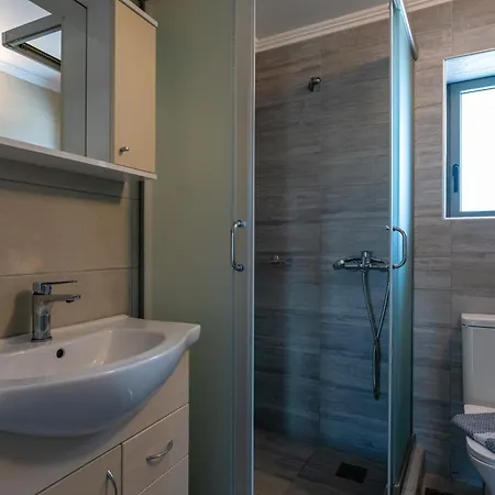 Torri Di Pietra Villa Stoúpa