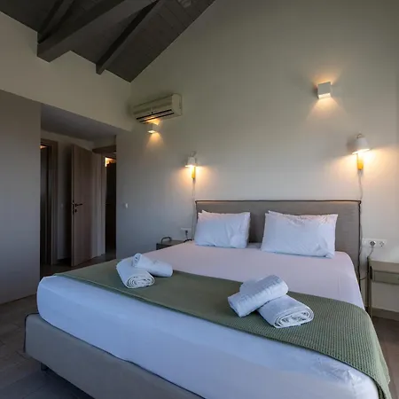 Torri Di Pietra Stoupa