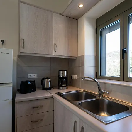 Torri Di Pietra * Stoupa